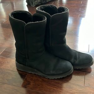 UGG Boots Kristin Size 9 Black